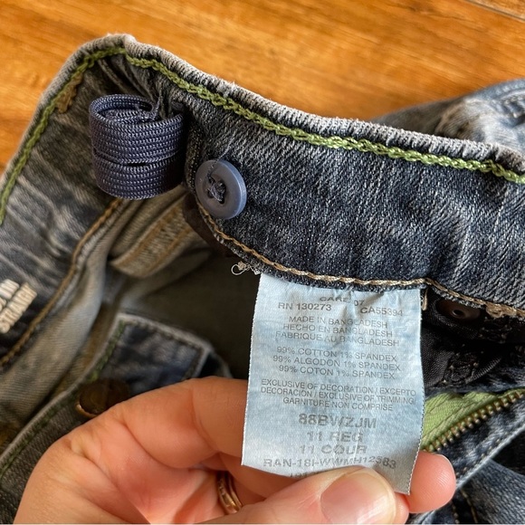 WRANGLER RETRO Boys Slim Straight Blue Jeans Denim Size 11 Waist Tighteners - Picture 6 of 13